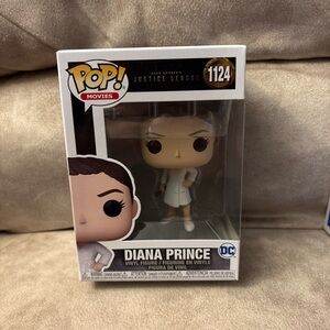 Funko Pop Diana Prince in White Outfit